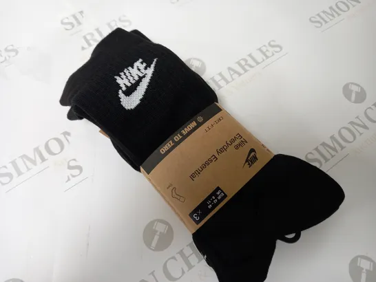 NIKE EVERYDAY ESSENTIAL DRI-FIT SOCKS IN BLACK - 3 PAIRS - UK 8-11