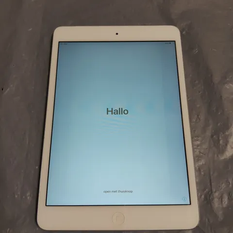 UNBOXED APPLE IPAD MINI 2 CELLULAR IN SILVER - A1490