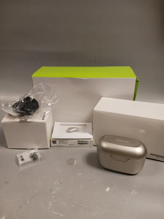 BOXED PHONAK AUDIO L-RL HEARING AID & CHARGING CASE 