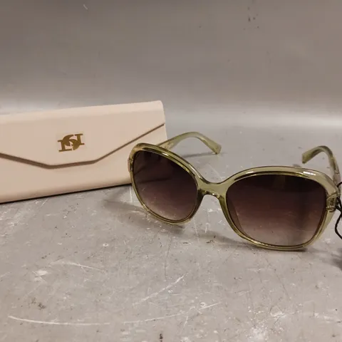 DUNE GERNADA PALE GREEN FRAME SUNGLASSES 