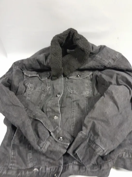 DENIM & CO. DENIM JACKET WITH SHERPA LINING - L