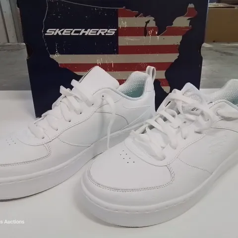 BOXED PAIR OF SKECHERS WHITE TRAINERS - UK 7