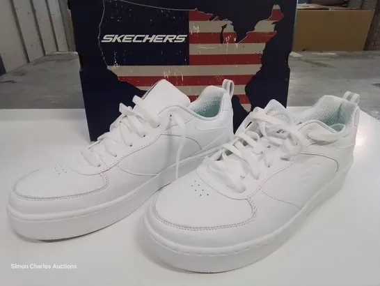 BOXED PAIR OF SKECHERS WHITE TRAINERS - UK 7