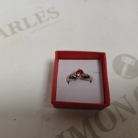 WOMENS SILVER RING