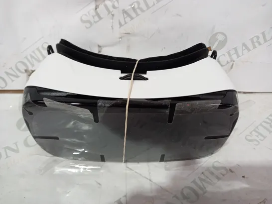 SAMSUNG VIRTUAL REALITY GAMING HEADSET