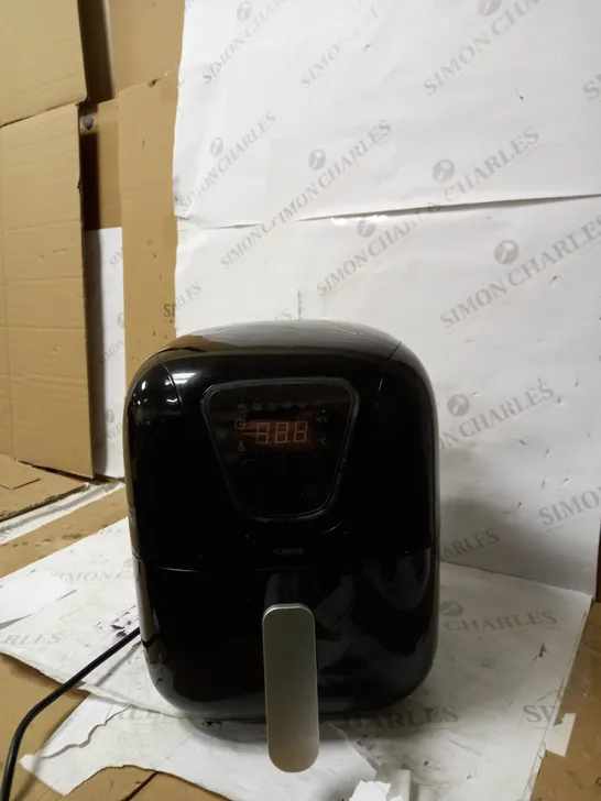 TOWER VORTX DIGITAL AIR FRYER 