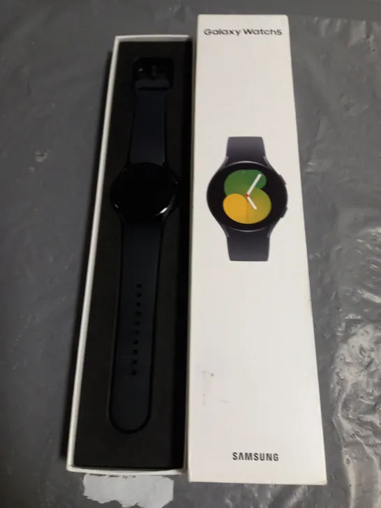 BOXED SAMSUNG GALAXY WATCH 5