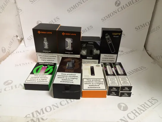 BOX OF APPROXIMATELY 20 ASSORTED VAPING KITS & DISPOSABLE VAPES IN VARIOUS FLAVOURS & BRANDS TO INCLUDE GEEK VAPE, VOO-POO, ASPIRE ETC 