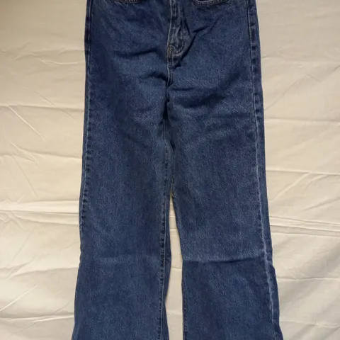 BOX OF APPROX 15 BRAND NEW COTTON:ON LONG WIDE LEG JEANS - COOGEE BLUE SIZE AUS 6