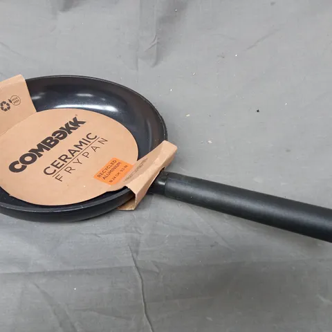 COMBEKK CERAMIC FRYING PAN