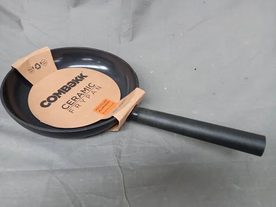 COMBEKK CERAMIC FRYING PAN