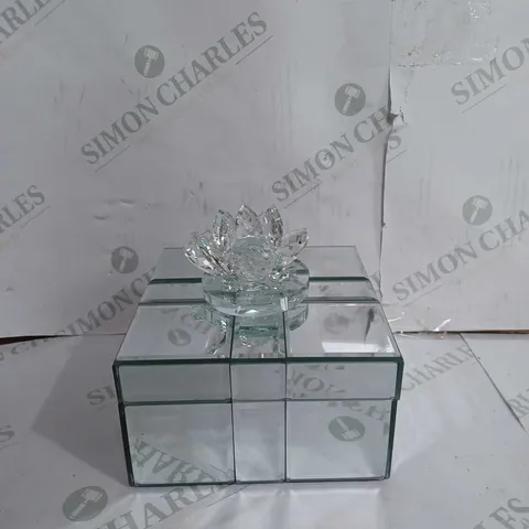 MIRRORED JEWLLERY BOX WITH FLOWER HANDLE