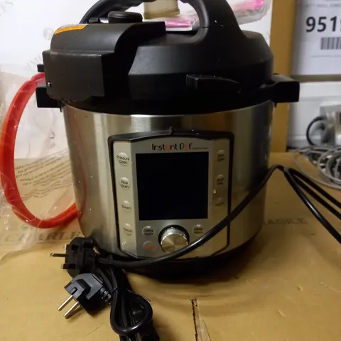 INSTANT POT DUO EVO PLUS ELECTRIC PRESSURE COOKER