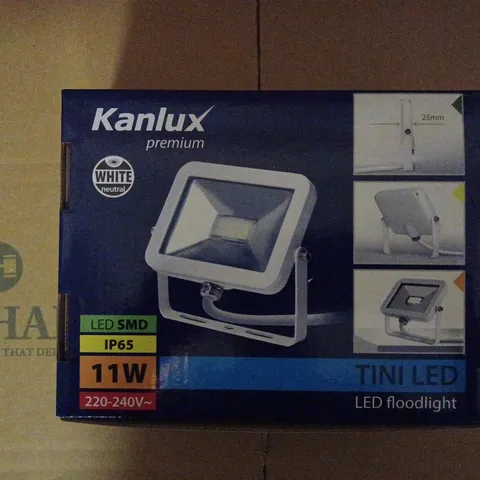 BRAND NEW KANLUX TINI LED FLOODLIGHT 11W-NW-W WHITE