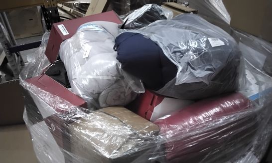 PALLET OF ASSORTED ITEMS INCLUDING MEMORY FOAM CUSHION PAD, MEMORY FOAM FOOT REST, BOXED SLEEPING BAG, SEAT CUSHION