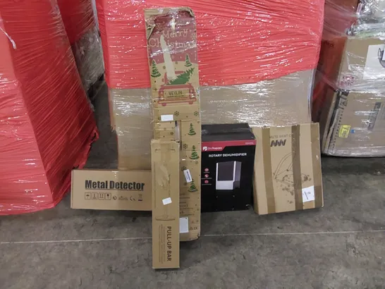 PALLET OF ASSORTED ITEMS INCLUDING: DEHUMIDIFIER, ARTIFICIAL CHRISTMAS TREE, PULL UP BAR, METAL DETECTOR, TOILET SEAT 