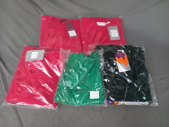 BOX OF APPROXIMATELY 120 ASSORTED SCHOOL SWEATER IN VARIOUS COLOURS AND SIZES - COLLECTION ONLY