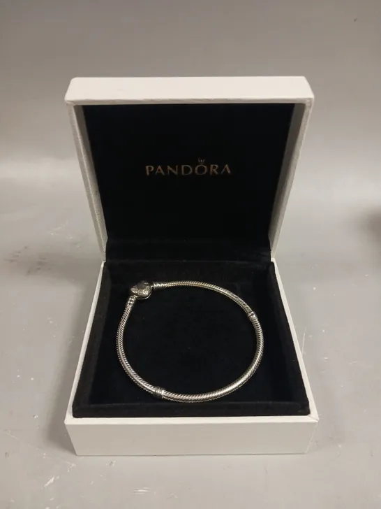 PANDORA MOMENTS HEART CLASP SNAKE CHAIN BRACELET