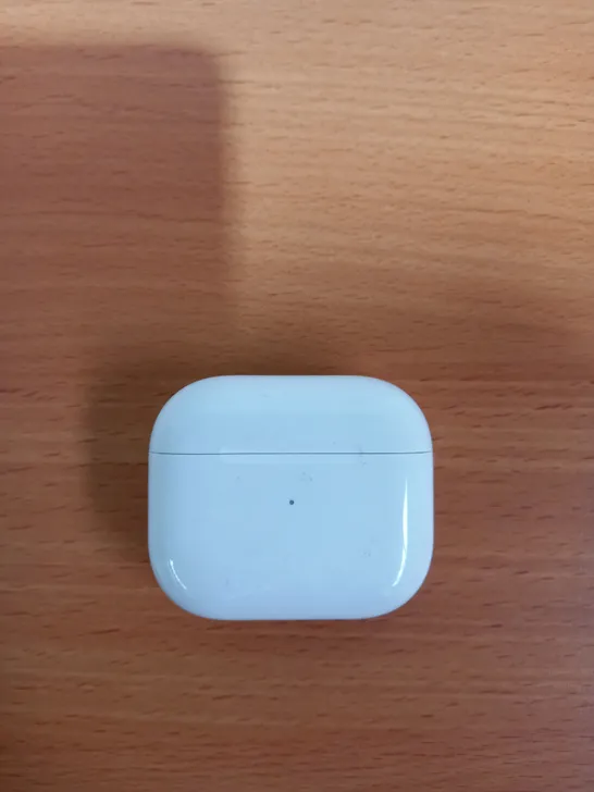 APPLE AIRPOD 3RD GENERATION