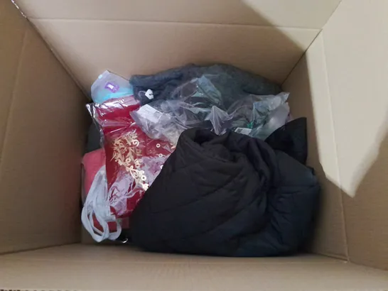 BOX OF APPROXIMATELY 20 ASSORTED CLOTHING AND FASHION ITEMS IN VARIOUS STYLES, SIZES, AND COLOURS - COLLECTION ONLY