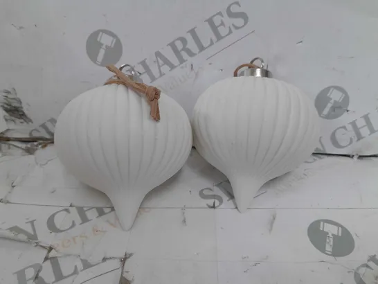 K BY KELLY HOPPEN SET OF PORCELAIN BAUBLES