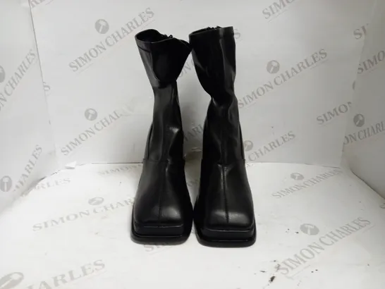 TOPSHOP SQUARE TOE CHUNKY HEELS UK SIZE 5 WIDE FIT