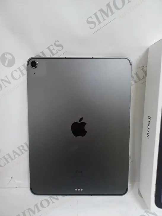 BOXED APPLE IPAD AIR 4TH GEN IN GREY - 256GB