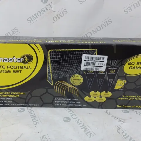 KICKMASTER ULTIMATE FOOTBALL CHALLENGE SET 