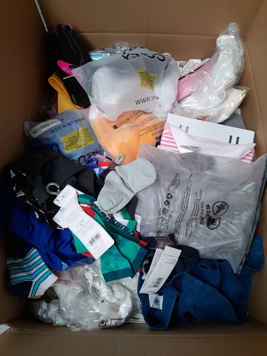 BOX OF APPROXIMATELY 35 ASSORTED KIDS CLOTHING ITEMS TO INCUDE - TROUSERS , SHIRT , SHORTS ETC