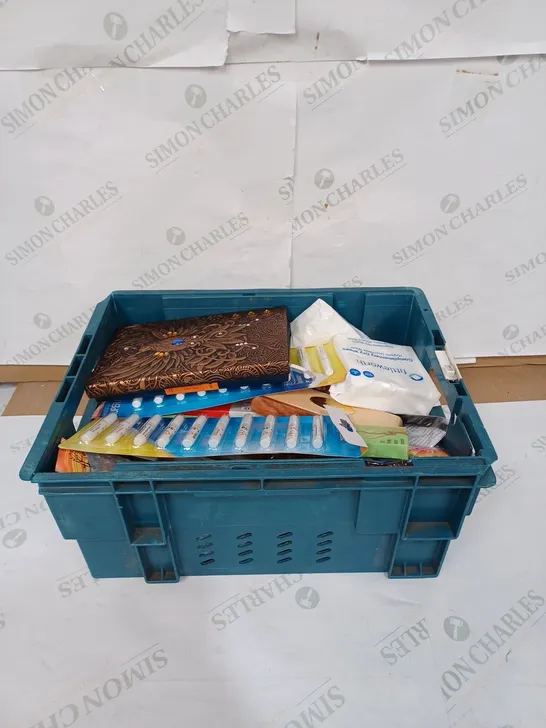 BOX TO CONTAIN APPROXIMATELY 30 ASSORTED HOUSEHOLD PRODUCTS, INCLUDES NOTEBOOKS, GLUE, LOCKS ETC