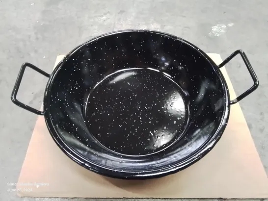 ENAMEL WOK PAN