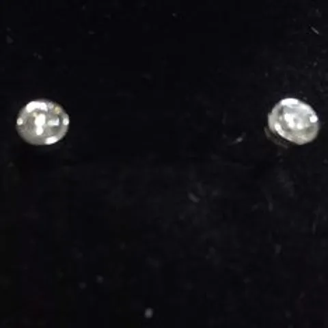 18CT WHITE GOLD STUD EARRINGS RUB-OVER SET WITH NATURAL DIAMONDS