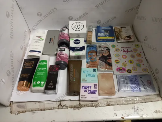 LOT OF APPROX 20 ASSORTED HEALTH AND BEAUTY ITEMS TO INCLUDE SOAP, SKINCARE, HAIR CARE ETC