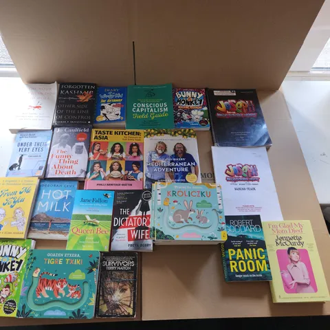 CAGE OF A SIGNIFICANT QUANTITY OF ASSORTED BOOKS BY CAROLINA BUZIO, JENNETTE MCCURDY, THE HAIRY BIKERS, JOHN COATES, JEFF KINNEY,  TERRY NATION, ROBERT GODDARD,  ANDREW LLOYD WEBBER, ETC