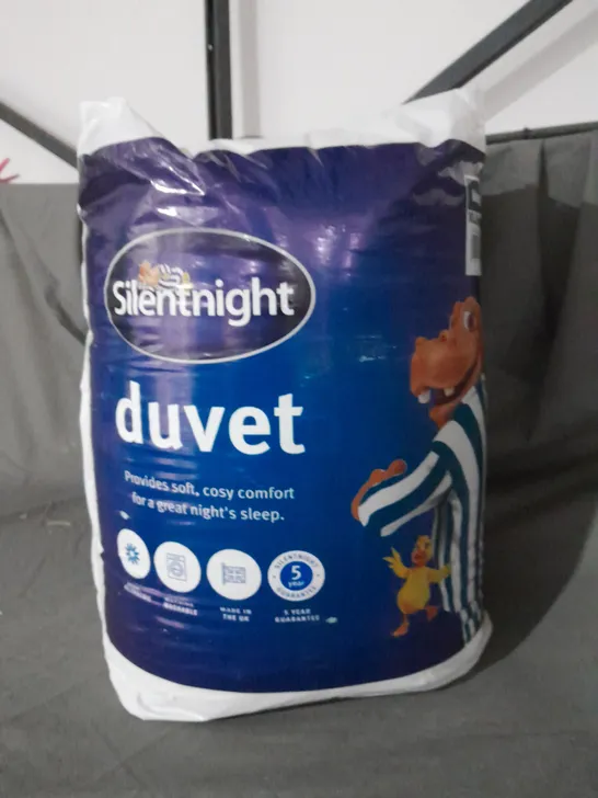 SILENTNIGHT DUVET KING SIZE 225CM X 220CM APPROX. 