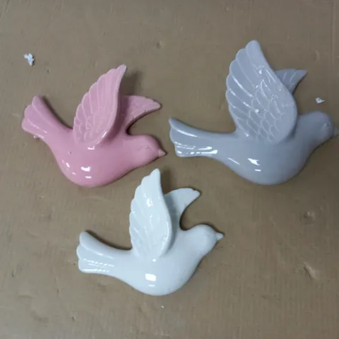 SET OF 3 WALL MOUNTABLE BIRD ORNAMENTS