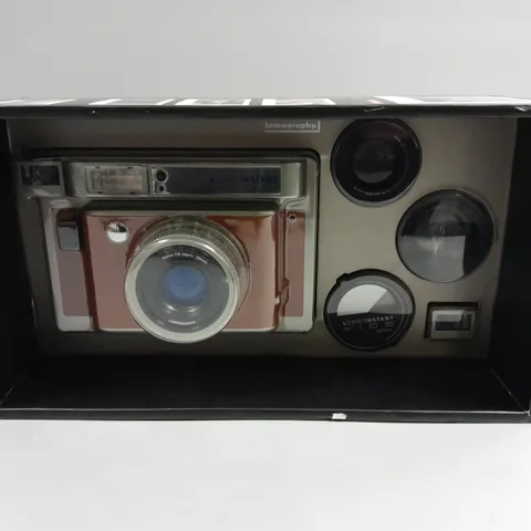 BOXED LOMO'INSTANT WIDE CAMERA & LENSES CENTRAL PARK EDITION