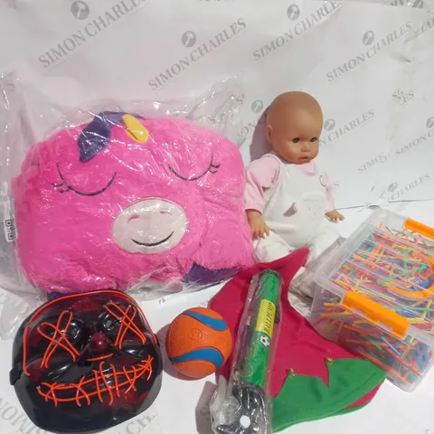 BOX OF APPROXIMATELY 15 ASSORTED ITEMS TO INCLUDE BABY DOLL, FACE MASK, BALL PUMP ETC