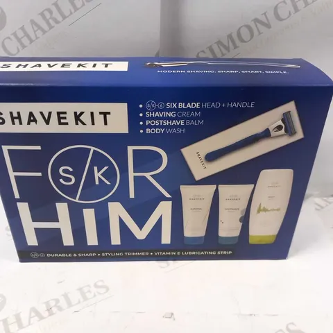 BRAND NEW BOXED SHAVEKIT SK FOR HIM SHAVING KIT