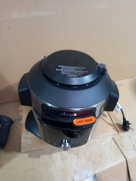 NINJA FOODI SMARTLID MULTI COOKER