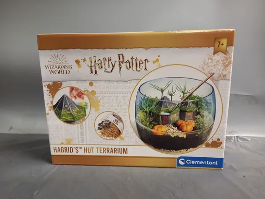 WIZARDING WORLD HARRY POTTER - HAGRIDS HUT TERRARIUM