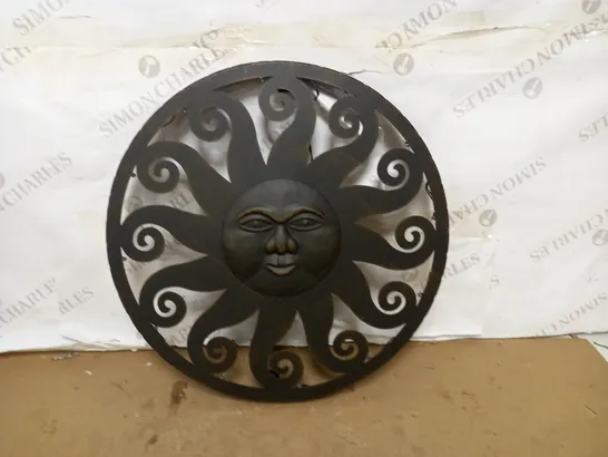 IN LIT WALL DECOR - CELESTIAL SUN  RRP £29.99