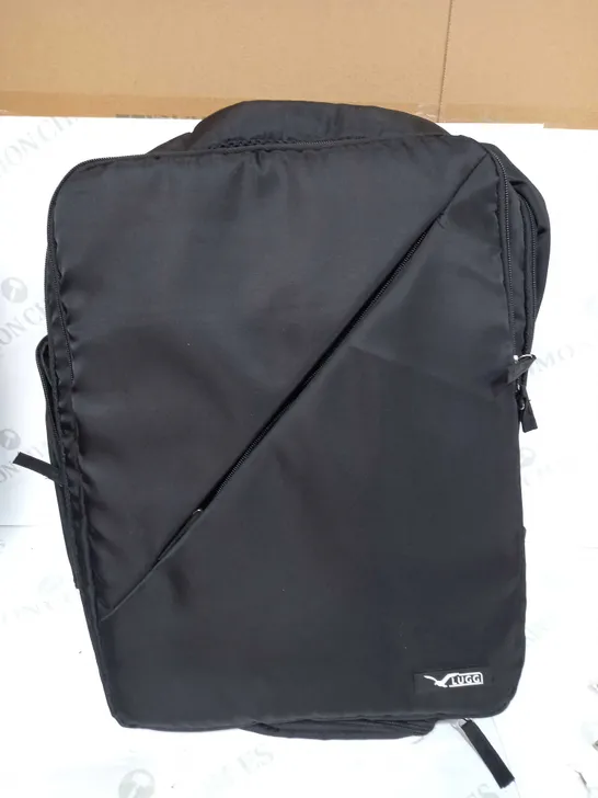 LUGG BACKPACK - BLACK / SIZE: H40, W30, D20CM