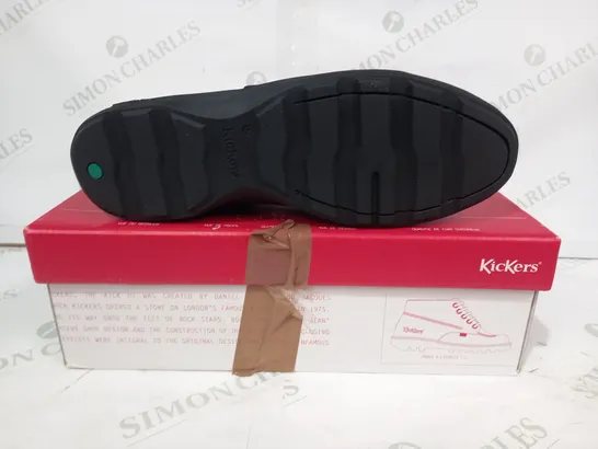 BOXED PAIR OF KICKERS VELCRO STRAP SHOES IN BLACK UK SIZE 8