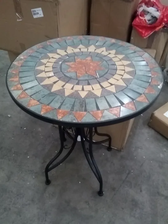 BOXED MOSAIC CIRCULAR TABLE