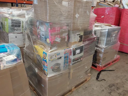 PALLET OF APPROXIMATELY 26 UNPROCESSED RAW RETURN HOUSEHOLD AND ELECTRICAL GOODS TO INCLUDE;