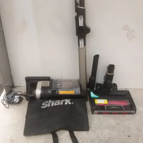 BOXED STRATOS CORDLESS STICK PET PRO