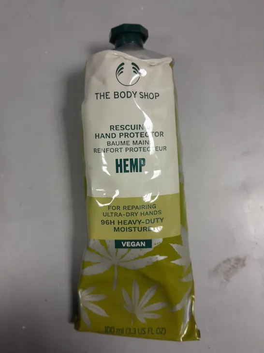 8 X THE BODY SHOP HEMP RESCUING HAND PROTECTOR MOISTURISER 