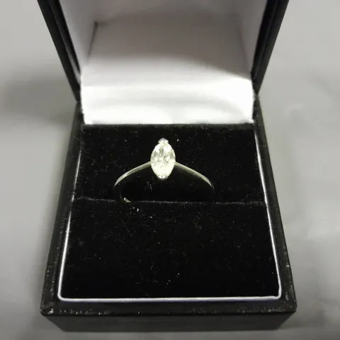18CT GOLD SOLITAIRE RING SET WITH A MARQUISE CUT DIAMOND