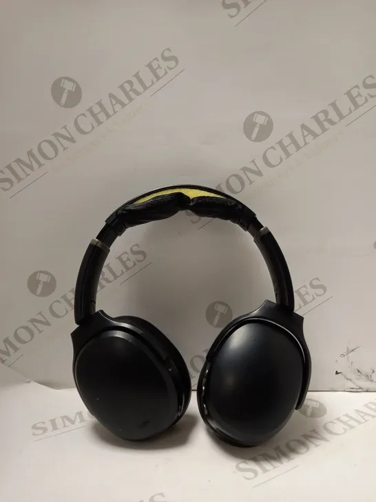 SKULLCANDY CRUSHER HEADPHONES IN BLACK